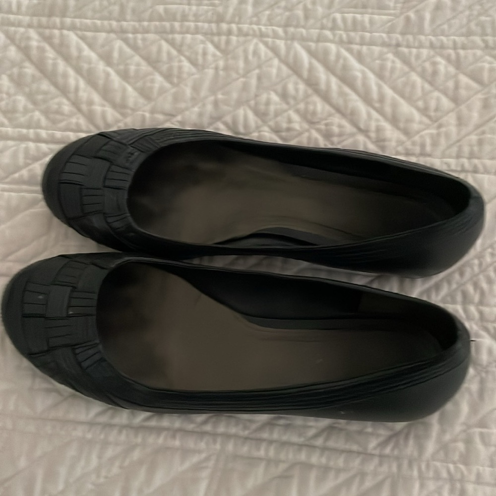 Cole Haan ballet flats - Picture 8 of 9